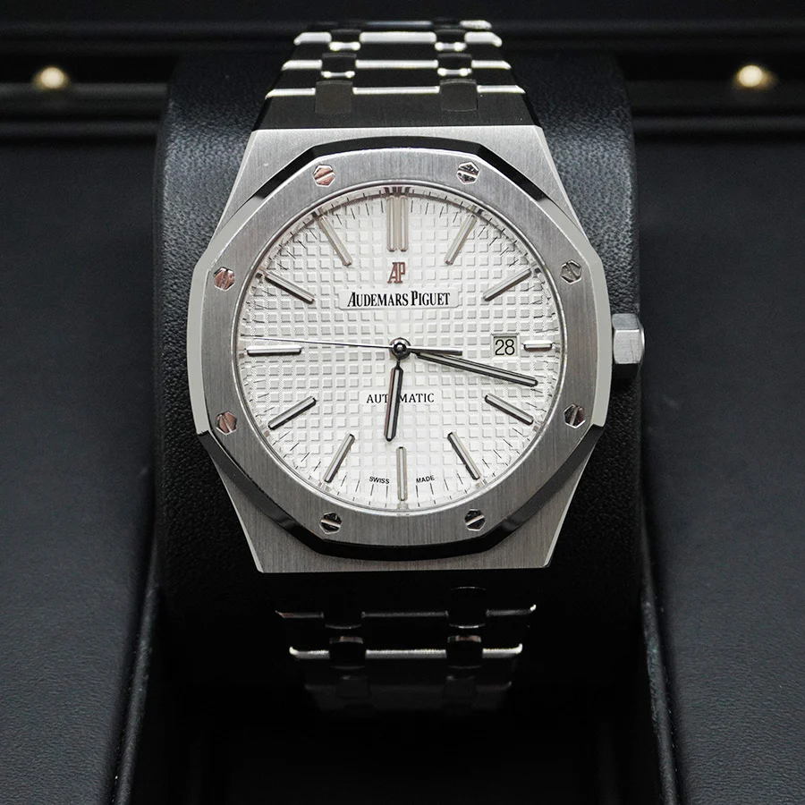 Audemars Piguet Royal Oak white Dial 15500 MODEL super master clone watch
