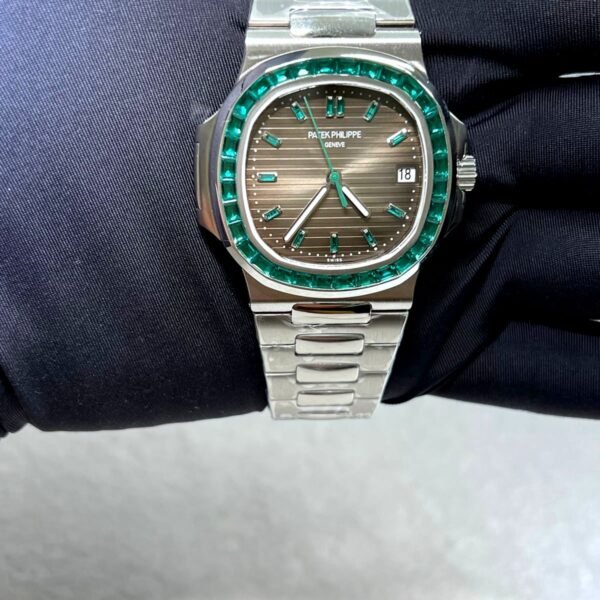 Patek Philippe Nautilus 5711/112P Platinum grey dial with green Rubies Bezel super clone watch