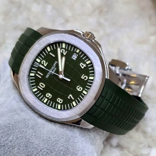 Patek Philippe Aquanaut 5167a GREEN DIAL SUPER CLONE WATCH